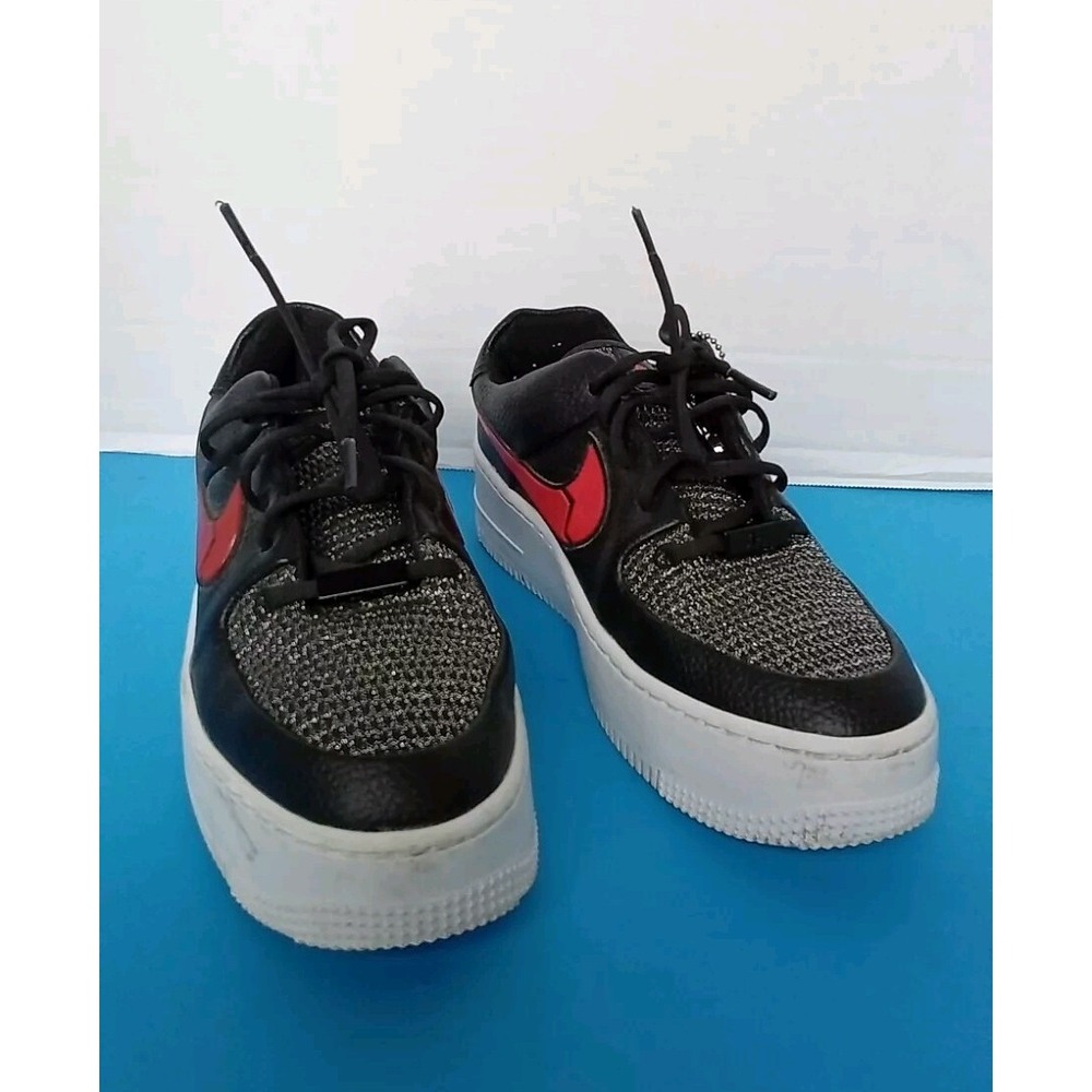 Nike Black and Red Women's Sneakers